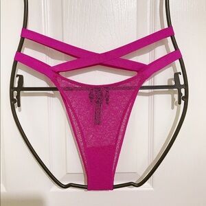 💖Victoria’s Secret Very Sexy Brazilian Slip